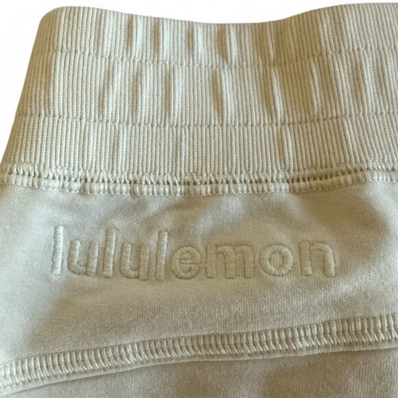 Lululemon LA Side Panel High-Rise Shorts Soft Gray Size 14 French Terry - Picture 4 of 4